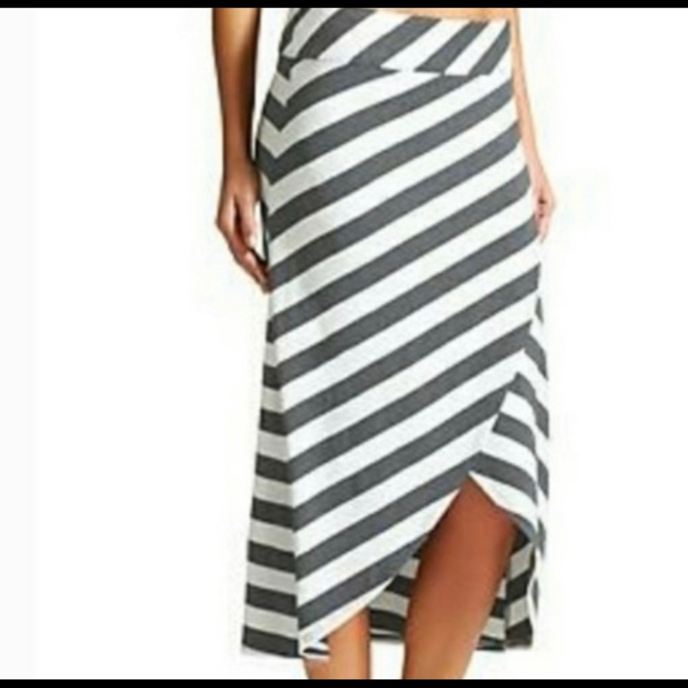 Athleta Like New Seeing Stripes Midi Skirt